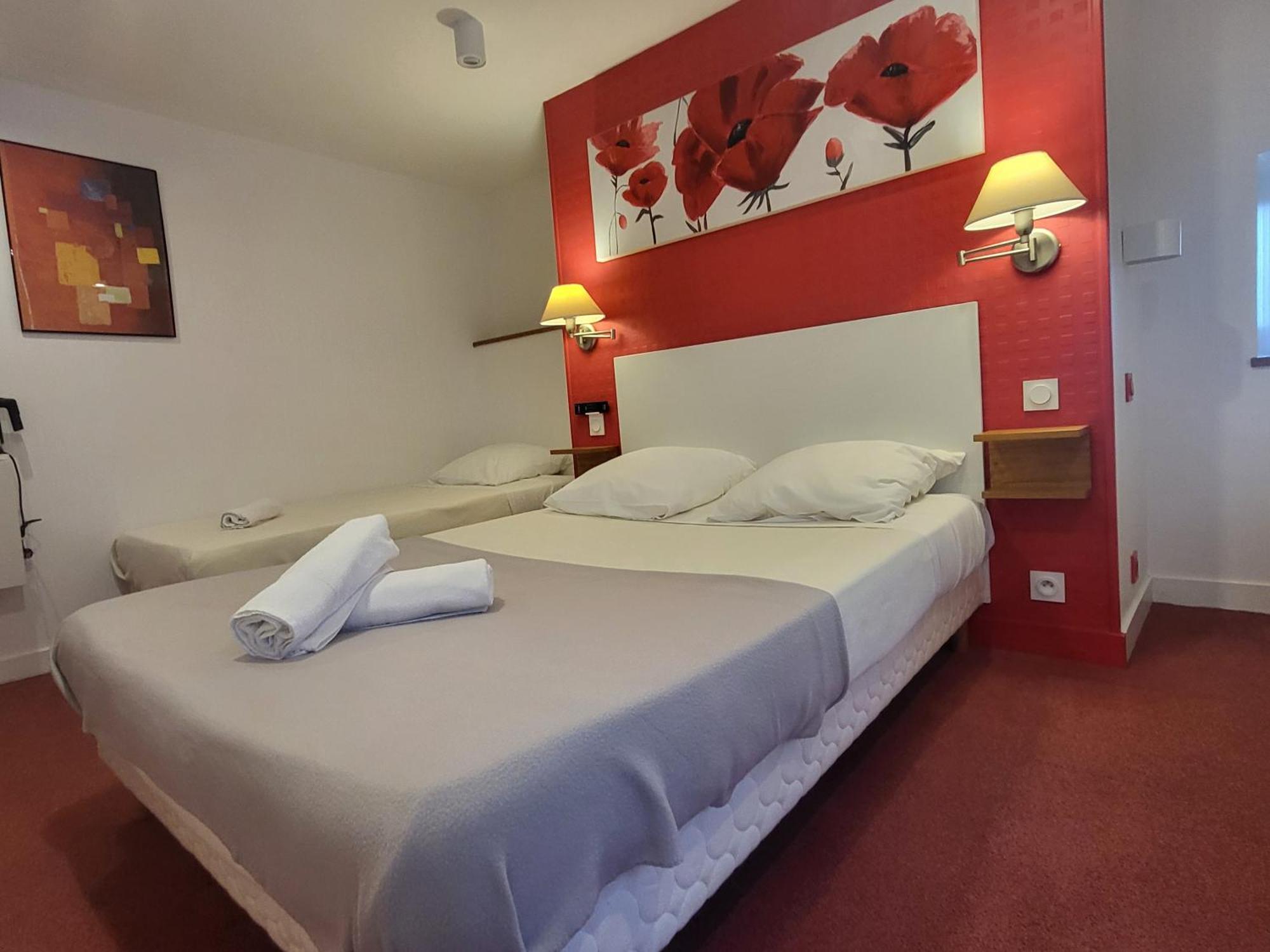 Hotel Ty Ru 贝隆河畔日克 外观 照片